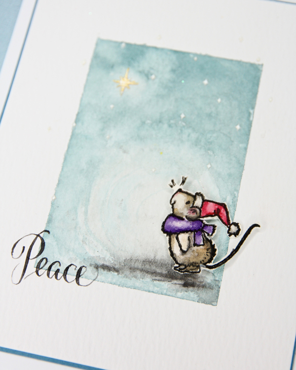 peace-mouse-close-up2