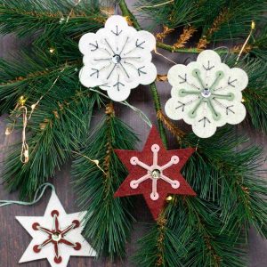 Neat & Tangled Snowflake Stitching Dies class=
