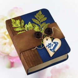 Papertrey Ink Go-To Gift Card Holder: Book Box Die