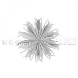 Alexandra Renke Folded Flower 4 Die Set