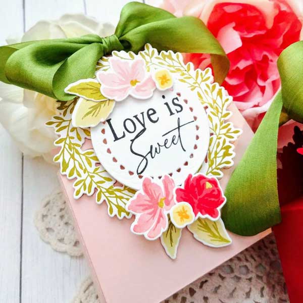 Papertrey Ink Wreath Favor Box Sentiments Die Set